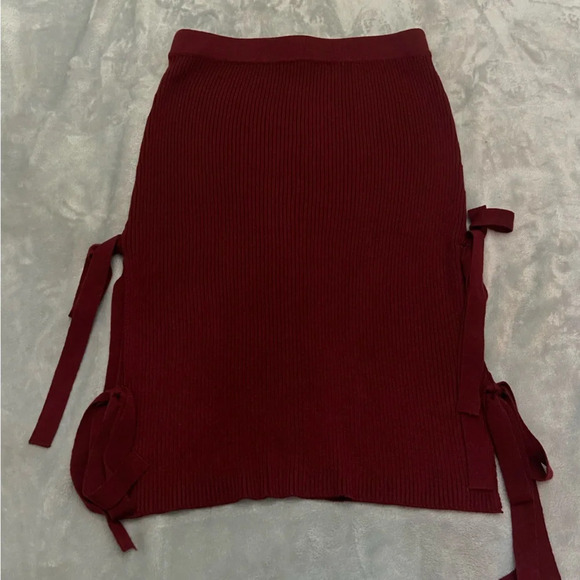 Lanyu Red Tie Knot Detail Pencil Skirt - 21275 - Picture 1 of 7
